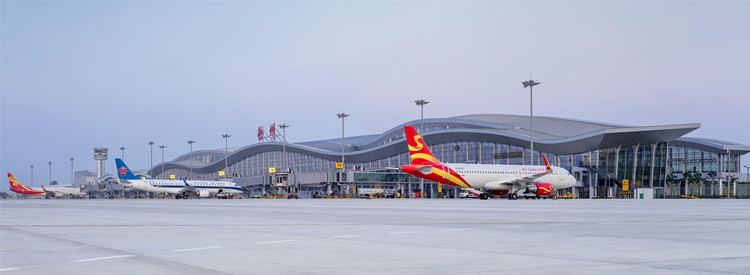 機場新_副本.jpg 機場新_副本.jpg